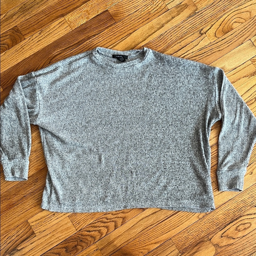 Forever 21 Gray Ribbed Crop Top